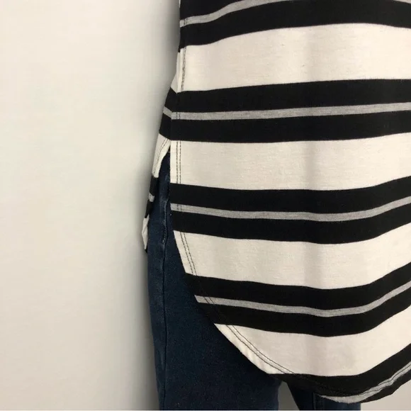 Papermoon Stitch Fix Stripe Sleeveless Top - Picture 5 of 16